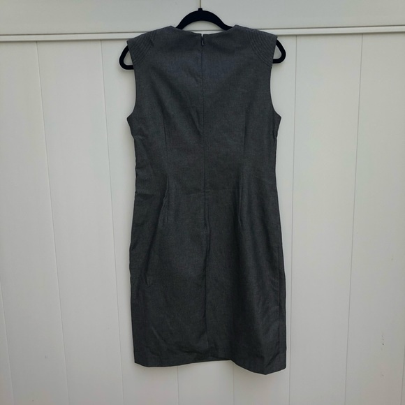 Banana Republic Padded Cap-Sleeve Sheath Dress -10 - Picture 5 of 5